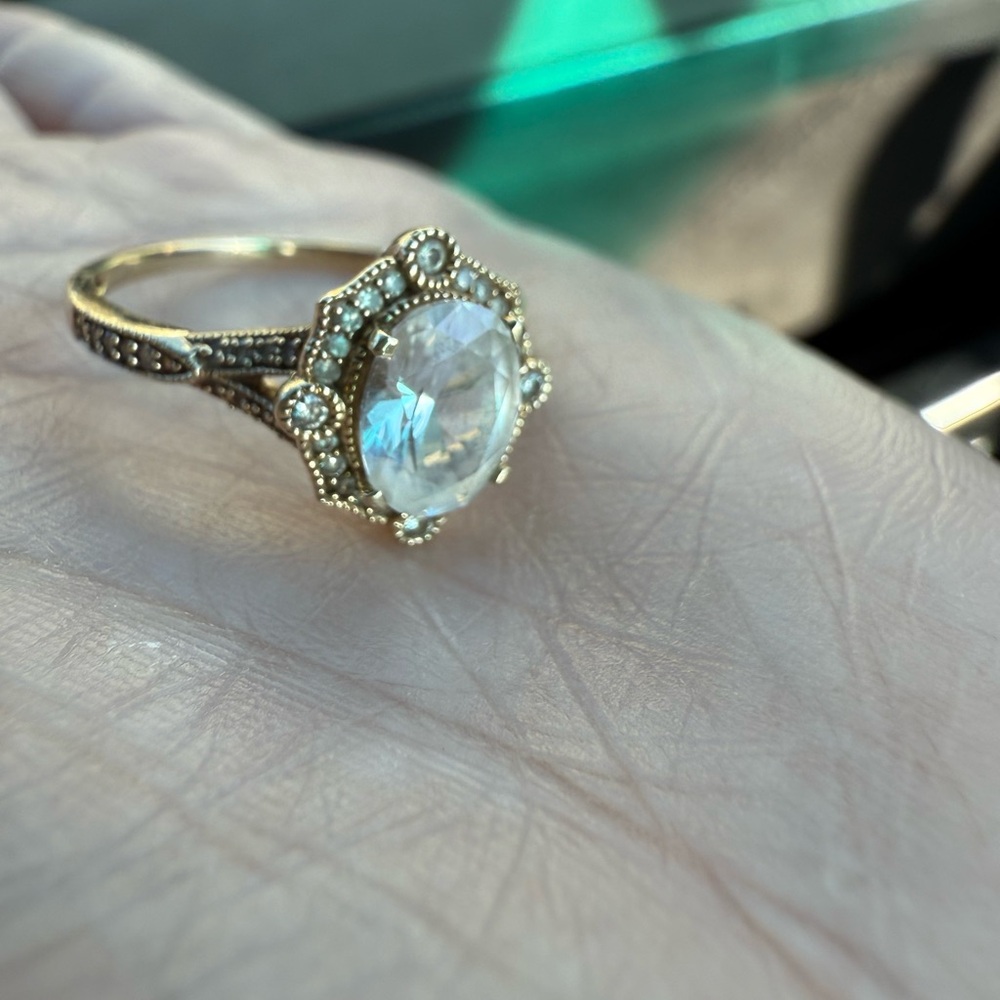 10k gold ring with sapphire and diamonds - Picture 2 of 4
